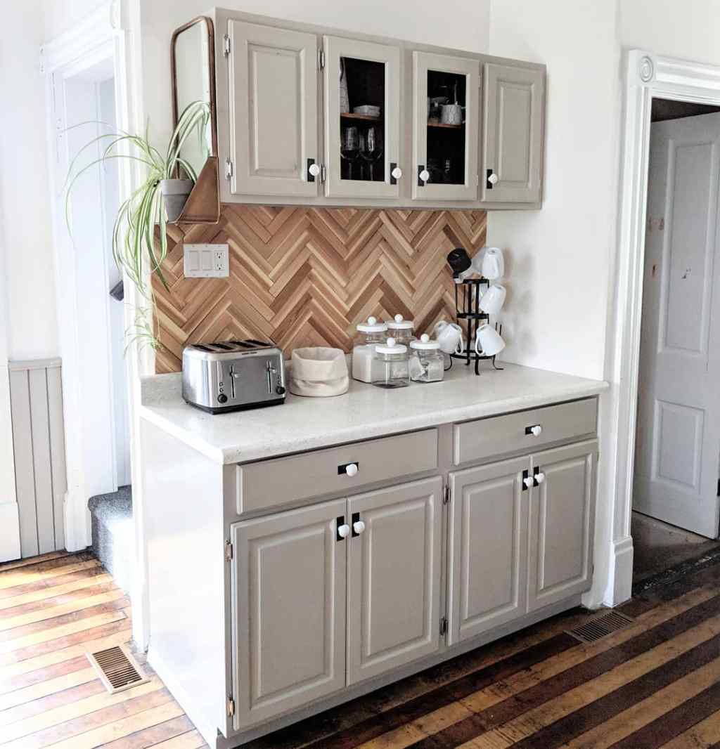 Cedar Shim Backsplash and DIY&nbsp;Kitchen