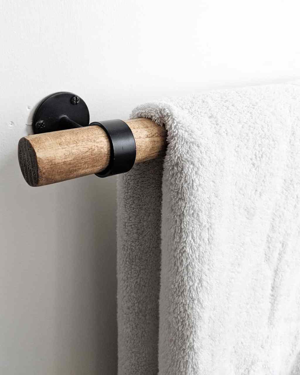 DIY Towel Bar and Toilet Paper Holder | Week&nbsp;4